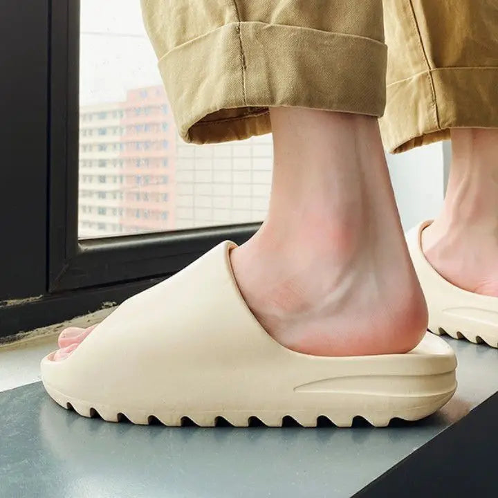 SLIDE YEEZY - CHINELO EM EVA ULTRAMACIO